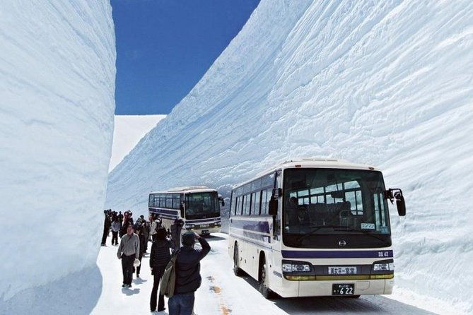 tateyama-kurobe-snow-otani-walk-hida-takayama-shirakawago