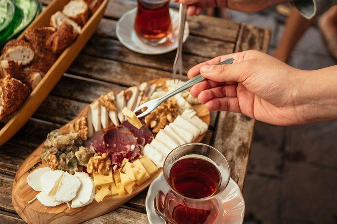the-award-winning-private-food-tour-of-istanbul-the-10-tastings