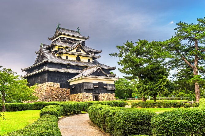 the-best-of-himeji-walking-tour