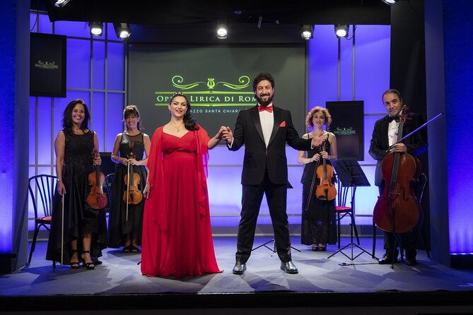 the-great-opera-arias-concert-at-palazzo-poli-trevi-fountain