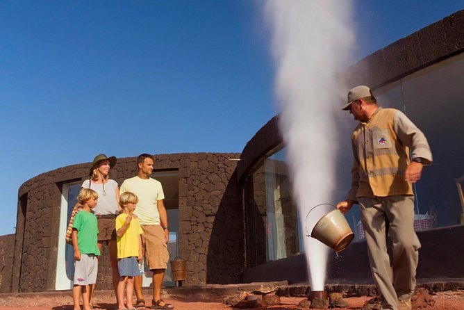 timanfaya-golfo-la-geria-camel-ride-opt-south-lanzarote