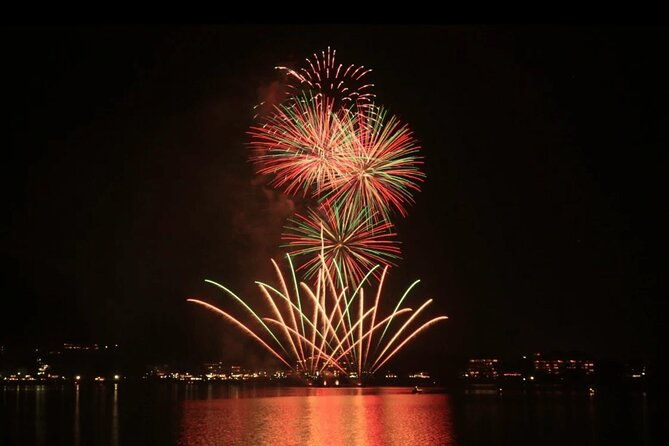 tokyo-mt-fuji-kawaguchiko-fireworks-small-group
