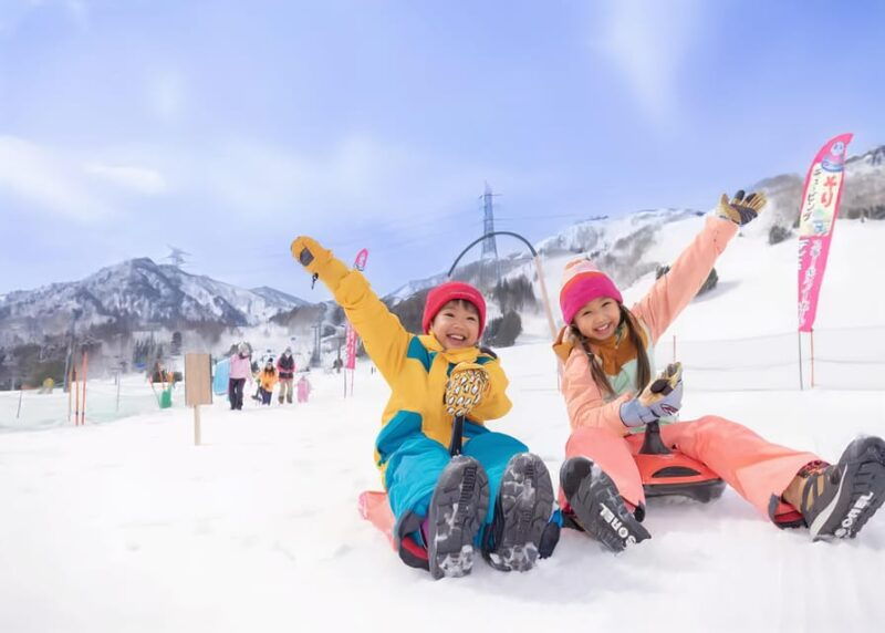 tokyo-mt-fujiyama-snow-resort-and-onzen-day-trip-w-pickup
