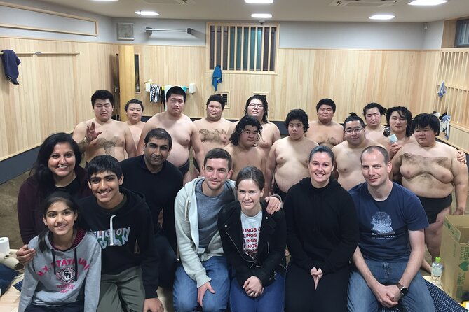 tokyo-sumo-morning-practice-tour-w-ring-side-seat-photo-shoot