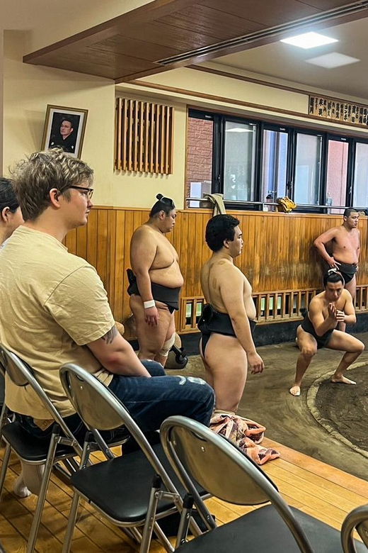 tokyo-sumo-practice-tour-with-ring-side-seat-and-photoshoot