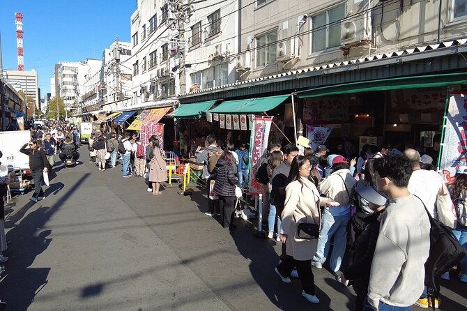 tokyo-tsukiji-fish-market-walking-and-exploring-hidden-gems-tour