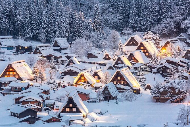 tour-to-hida-takayama-and-shirakawa-go-gassho-village-from-nagoya