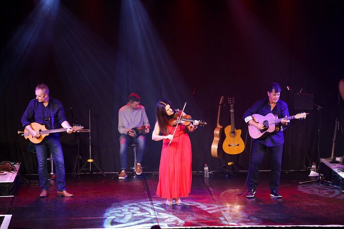 trad-on-the-prom-irelands-1-music-song-dance-experience