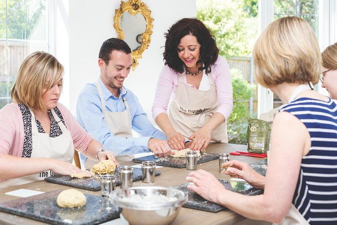 traditional-afternoon-tea-experience-and-baking-class-in-stratford-upon-avon