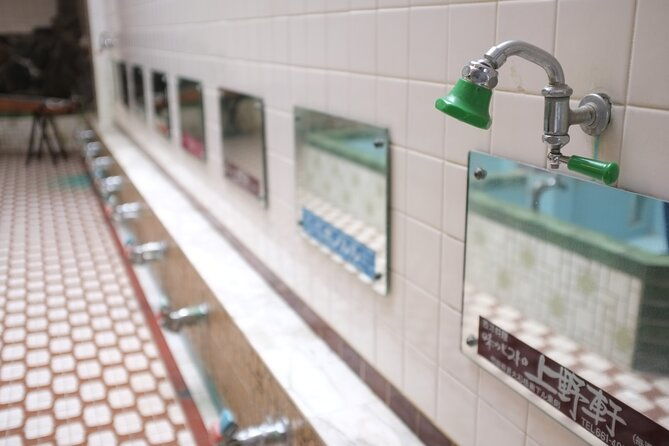 traditional-concert-in-public-bath-near-kyoto-station