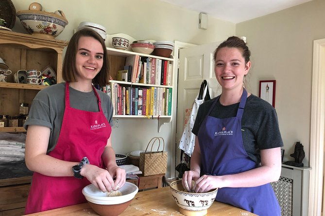 traditional-irish-homemade-baking-scones-and-bread