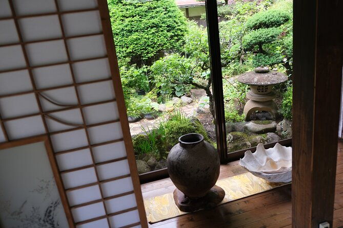 traditional-japanese-food-tour-with-a-food-expert