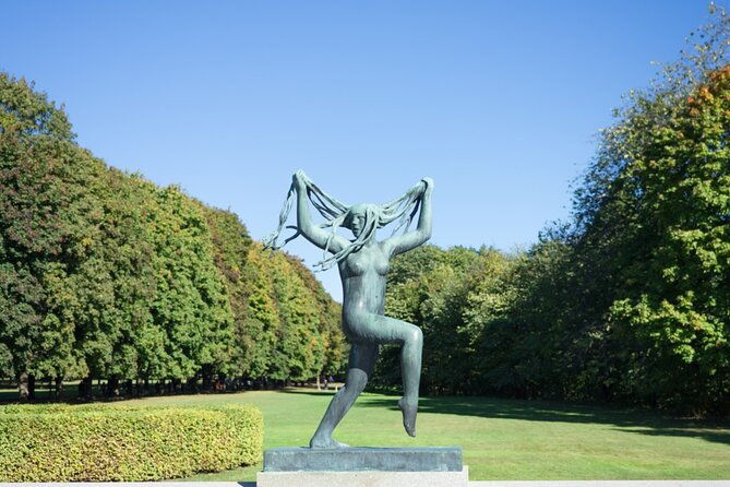 vigeland-alien-threat-in-oslo-exploration-game-and-tour