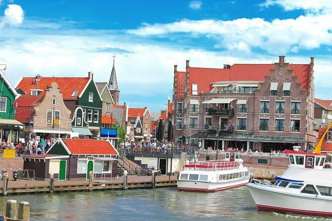 volendam-e-bike-rental-with-suggested-countryside-and-fisherman-village-route