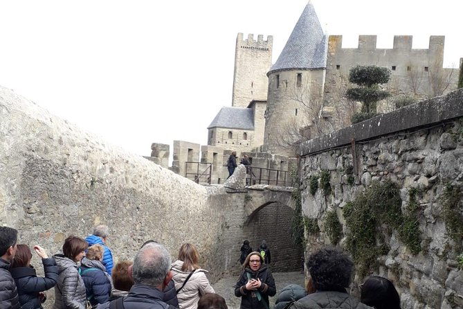 walking-guided-tour-carcassonne