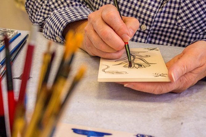 workshop-paint-your-own-delft-blue-tile