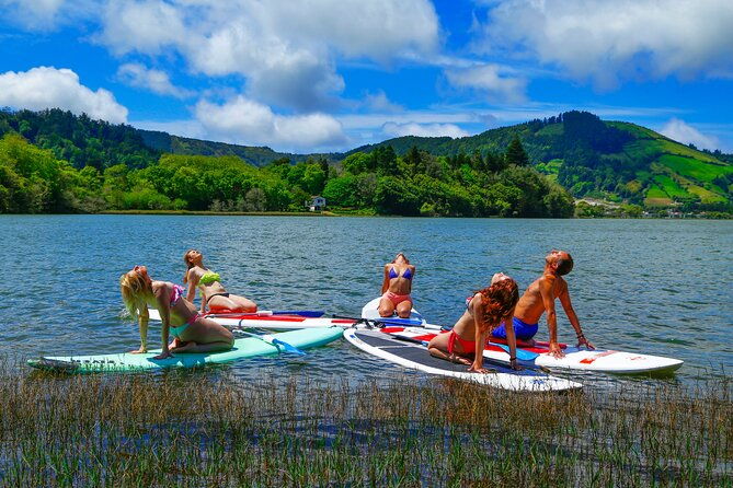 yoga-in-private-stand-up-paddle-at-lagoa-das-sete-cidades
