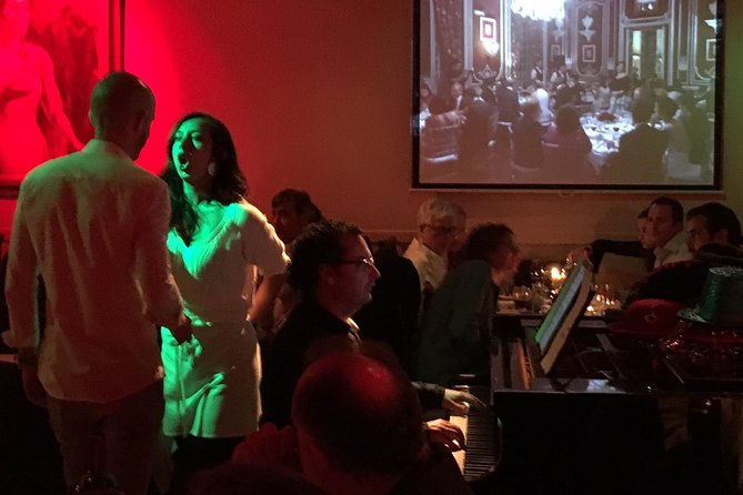 zarzuela-opera-and-dinner-at-la-castafiore-restaurant-in-madrid