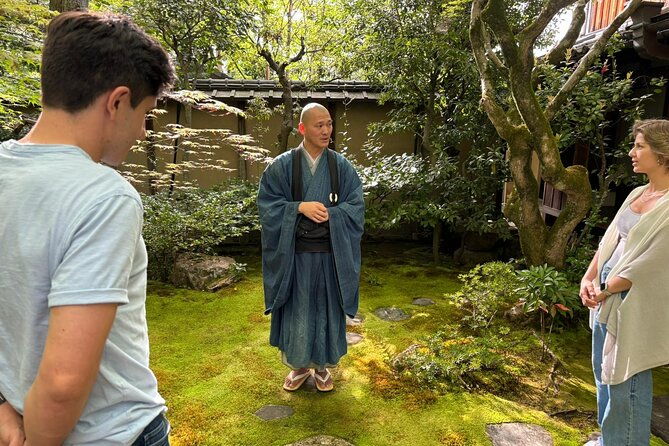 zen-meditation-with-private-monk
