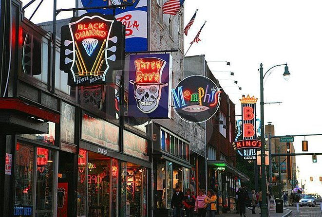 1-5-hour-public-party-bike-ride-in-downtown-memphis