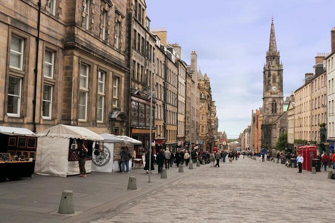 1-hour-historical-walking-tour-discovering-edinburghs-old-town