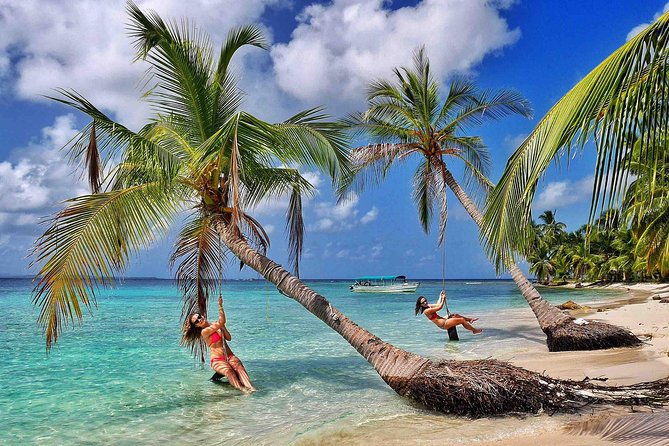 1-or-2-nigh-in-perro-chico-island-san-blas-guna-ayala