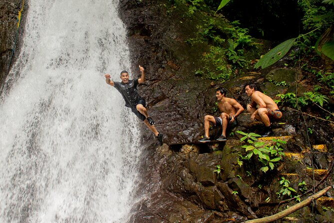 10-hidden-waterfalls-with-local-cuisine