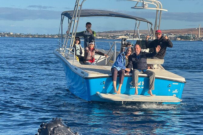 12-passenger-kaanapali-beach-whale-watch-tour-onboard-whale-mic-2