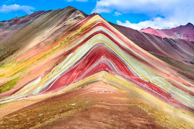 0800-am-luxury-rainbow-mountain-tour