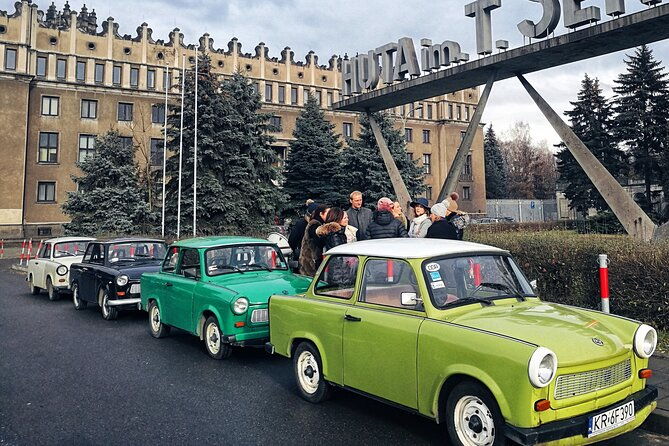 1-5h-crazy-guides-communism-tour-of-nowa-huta-in-classic-car-3