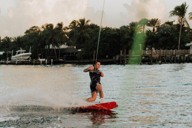 1-Hour Private Wakeboard Lesson in Miami Beach