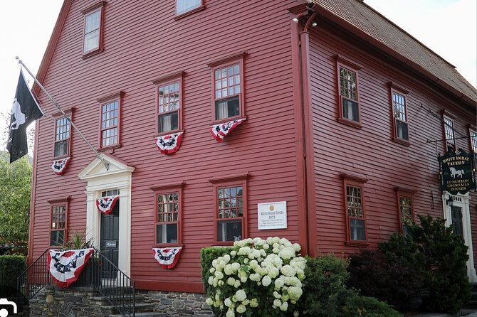 1 Hour Walking Pirate Tour Through Newport, Rhode Island