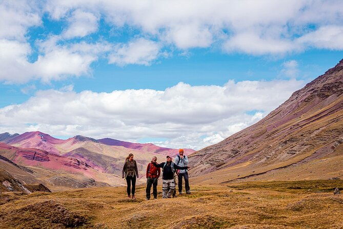 2-day-hike-in-rainbow-mountain-and-red-valley