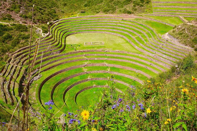 2-day-machu-picchu-sacred-valley-of-the-incas-group-service