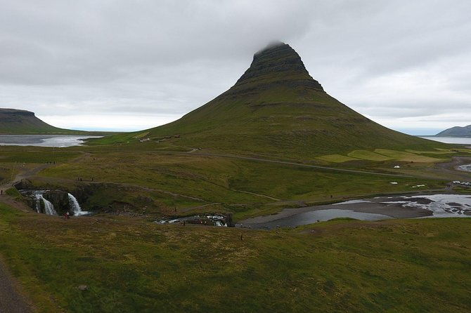 2-day-snaefellsnes-tour-lava-caving-and-the-northern-lights