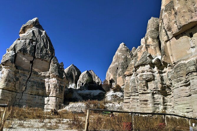 2-days-cappadocia-tour-car-guide-2