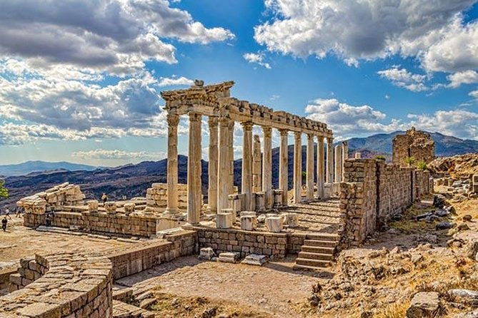 2-days-gallipoli-troy-pergamon-acropolis-tour-from-istanbul-to-kusadasi