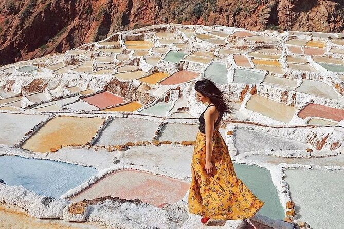 2-days-tour-the-best-the-sacred-valley-and-machu-picchu-by-vistadome-360-train