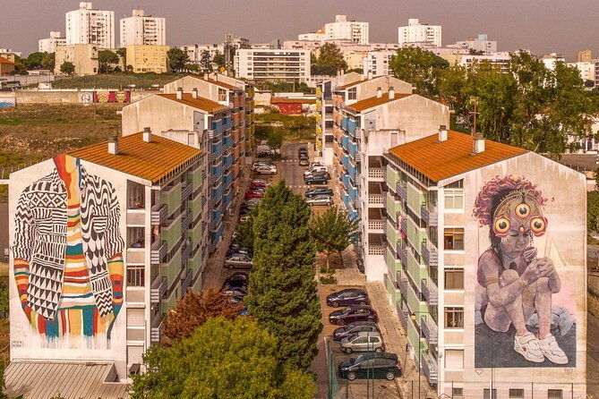 2h-lisbon-electric-tuk-tuk-tour-2h-sunset-sailing-boat-trip