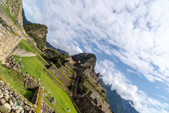 3-day-tour-to-machu-picchu-mountain-rainbow-mountain-and-humantay-lagoon
