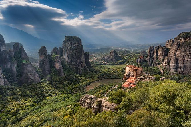 3-days-private-tour-delphi-meteora