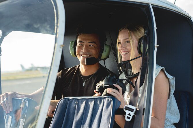 30-minutes-shared-helicopter-tour-in-honolulu-2