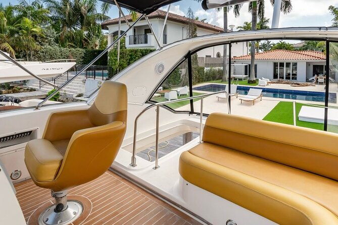 4-hour-42-meridian-yacht-rental-with-captain-in-miami-florida