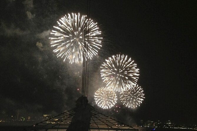 4th-of-july-fireworks-on-clipper-city-tall-ship