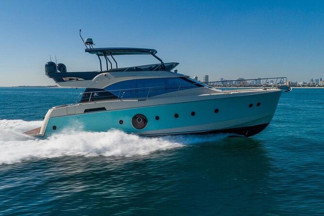 62ft-yacht-tour-in-miami-beach-with-captain-beneteau-mc6-fly