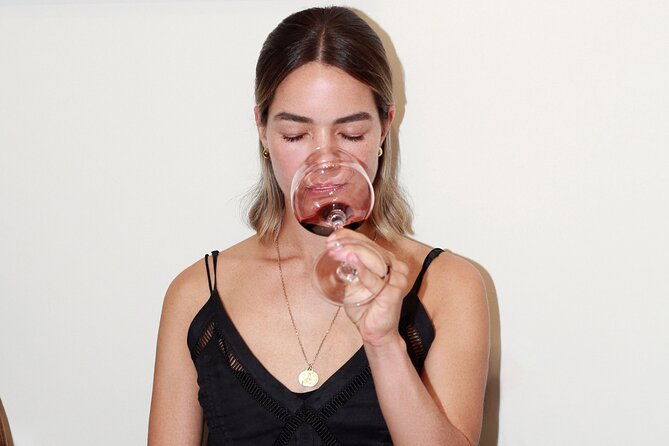 a-guided-portuguese-wines-tasting-experience-in-lisbon