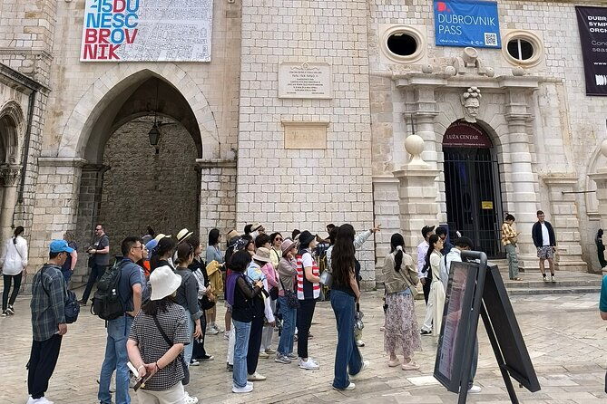 accessible-and-senior-friendly-history-tour-of-the-old-town