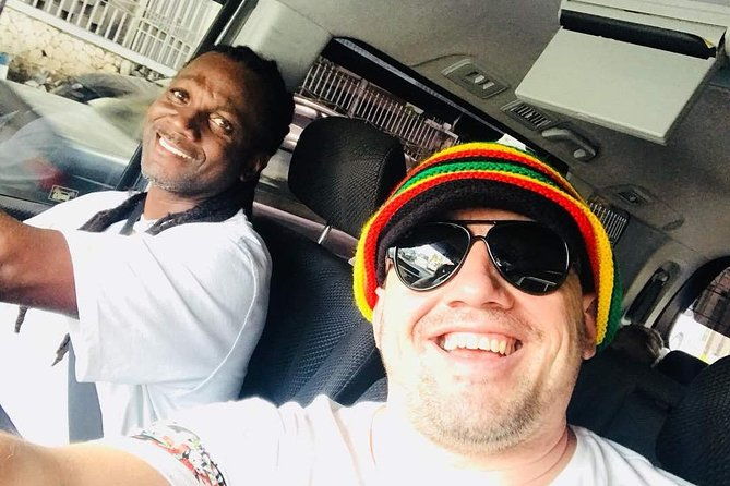 airport-negril-hotels-transfers-and-returns-for-1-4-persons