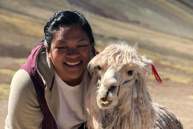 alternative-rainbow-mountain-palccoyo-hike-6-small-group