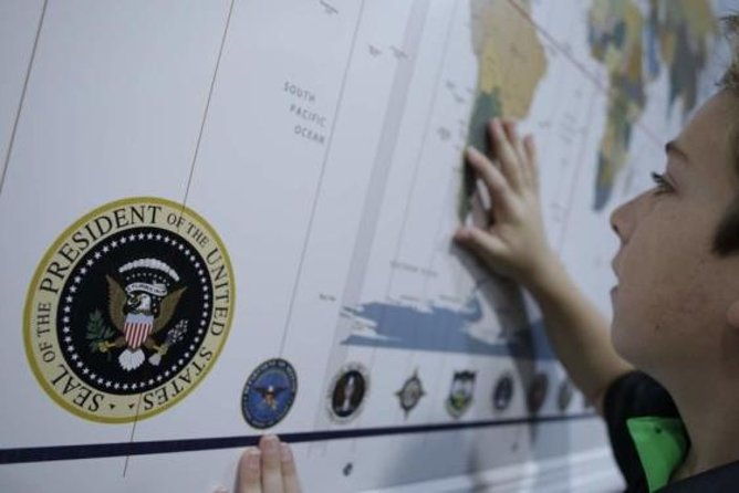 americas-escape-game-crisis-at-1600